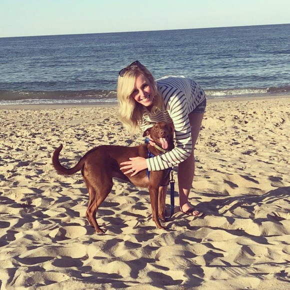 Meet your Posher, Valerie - Picture 2 of 2